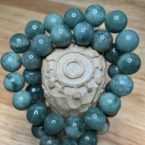 Blue Water Jade 11mm - Picture 4 of 4